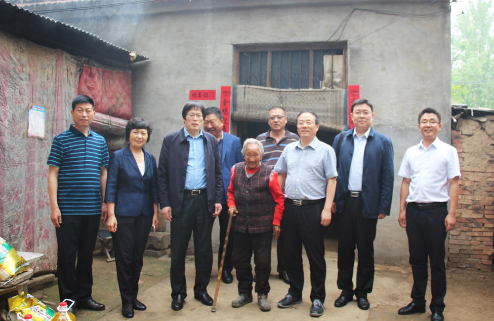 校领导赴滑县万古镇穆营村调研慰问